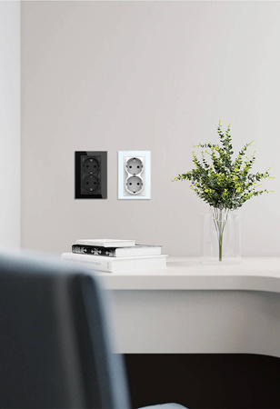 Podwójne gniazdko elektryczne do pojedynczej puszki (VL-71EU2-62) - Livolo