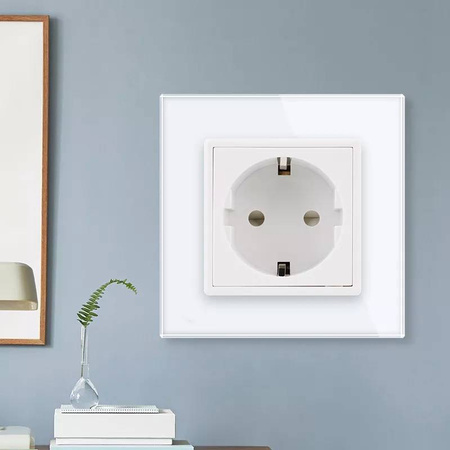 Gniazdo elektryczne 16 A z czarnym panelem szklanym (VL-W01EU-62) Livolo